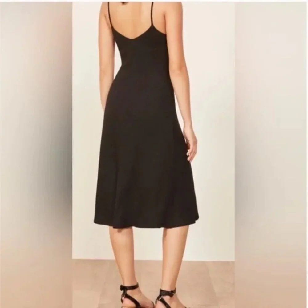 Reformation Ribbed Button Down Knit Midi Casey Dress in black - Picture 4 of 13